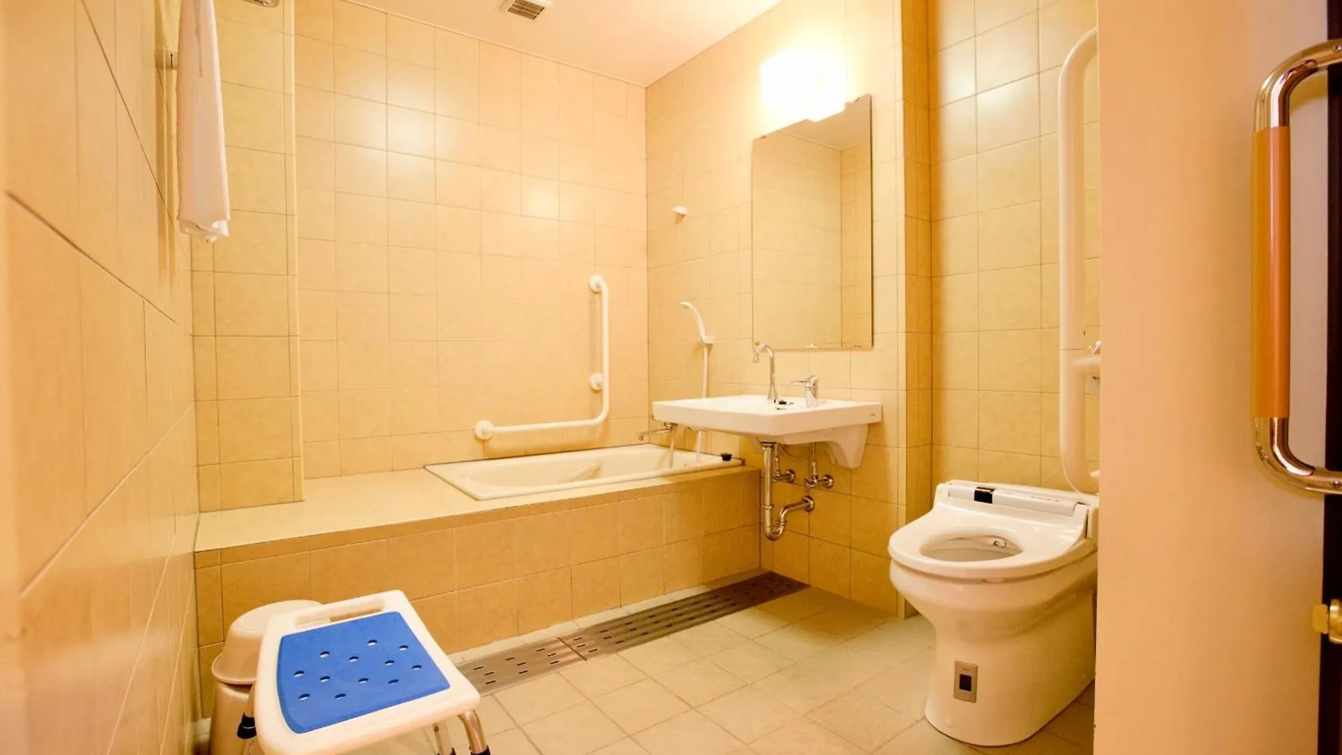 Hotel Kitano Plaza Rokkoso Kobe 3*,  Japan
