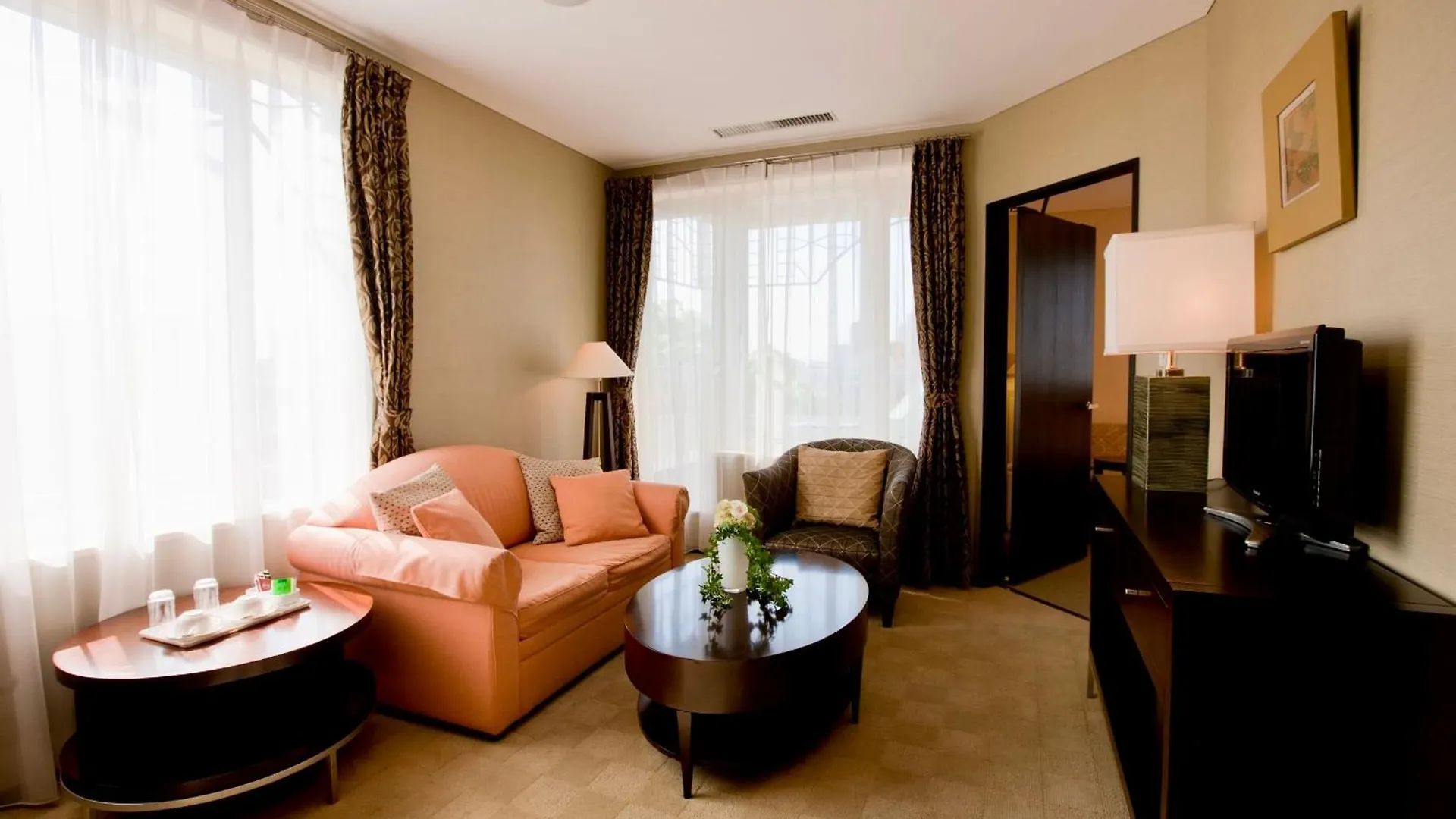 Hotel Kitano Plaza Rokkoso Kobe
